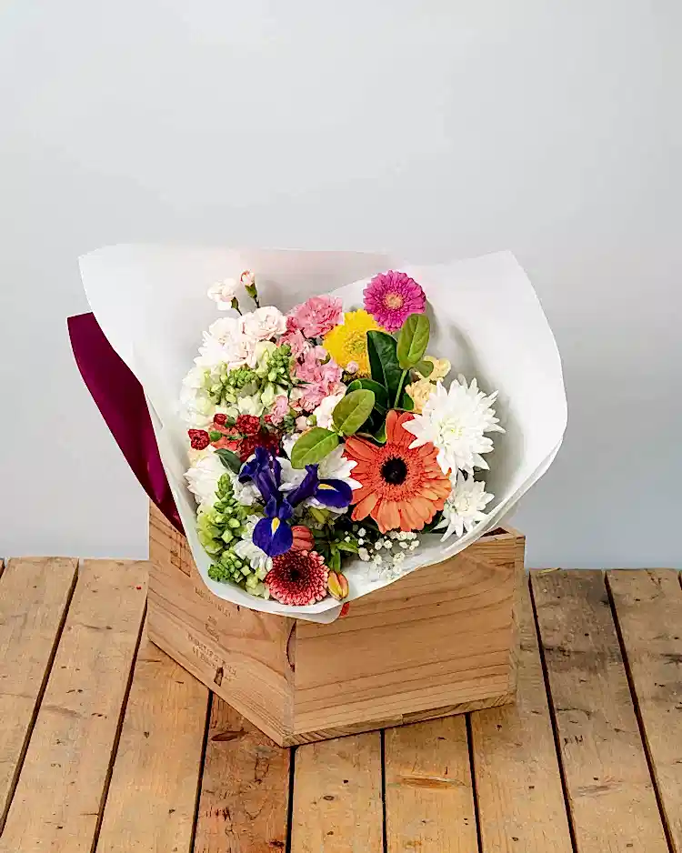 Overflowing with colour, our daily bunches consist of beautiful seasonal blooms that we pick fresh each day, straight from the farm. This bunch will vary in look every day of the week but will still have similar appealing floral balance. Our florists use their artistry to create intricate bright bunches that are as unique as you are.  Our images are for illustrative purposes as Flowers & Colours may vary with daily picks.